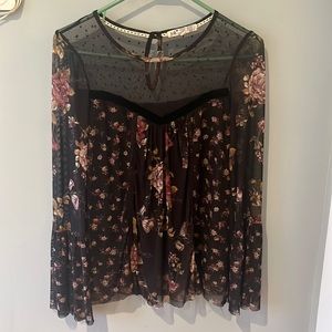 Women’s Long Sleeve Black Top